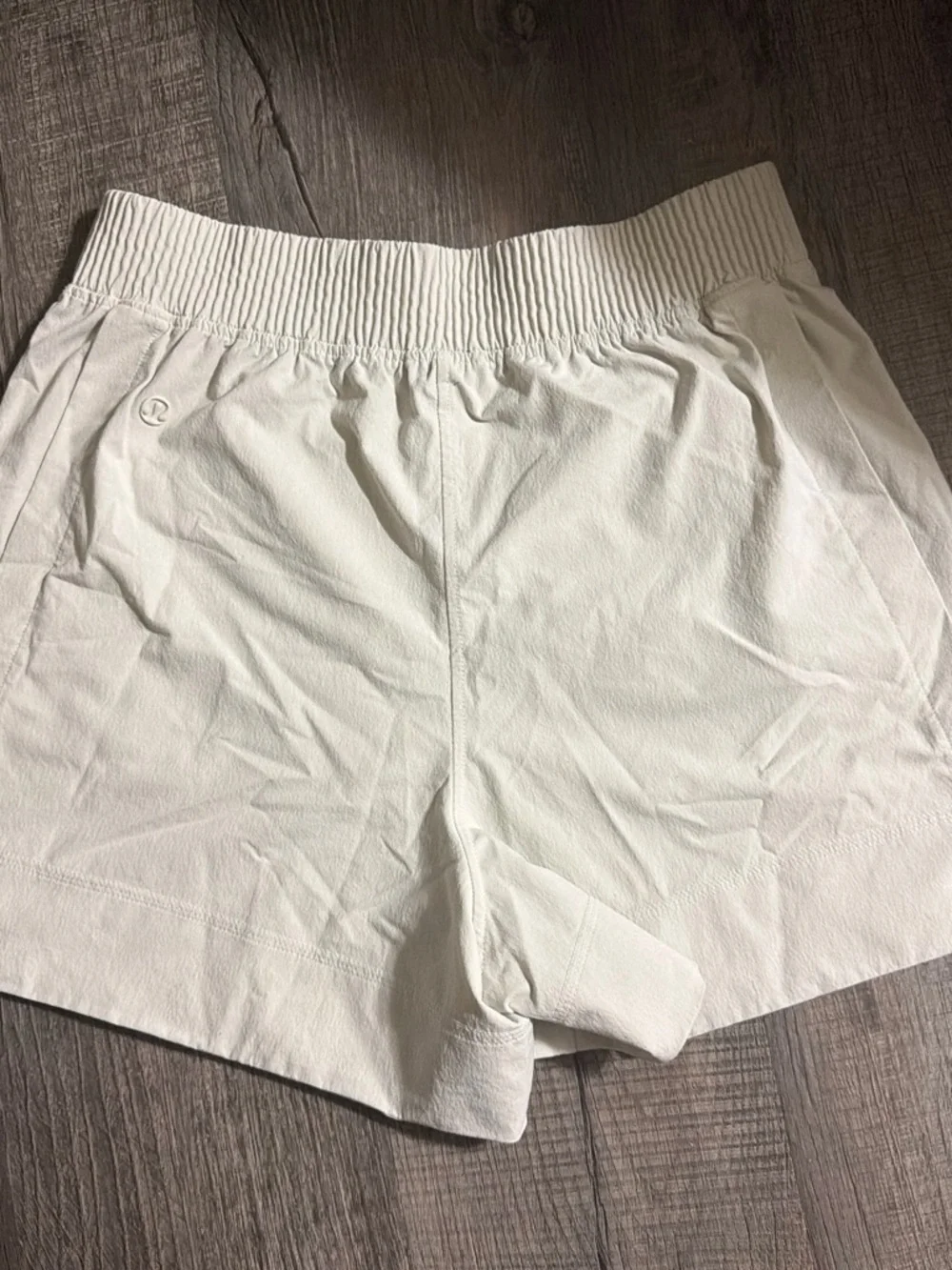 lululemon athletica White Elastic-Waist Athletic Shorts - Picture 2 of 4